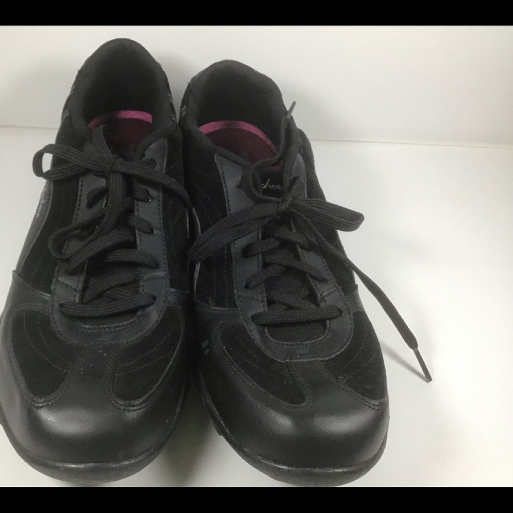 Ladies sketchers black relaxed memory foam sz 11